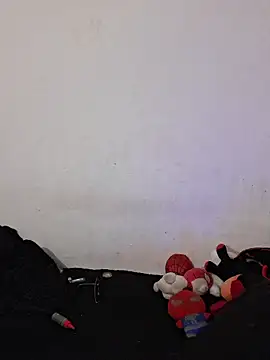 carolinerue online show from 05-20-26, 02:08