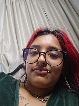 carolinerue online show from 03-26-26, 05:06