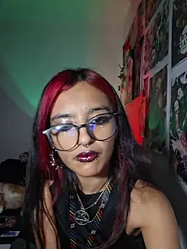 carolinerue online show from 02-10-26, 10:58