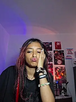 carolinerue online show from 10-11-25, 07:59