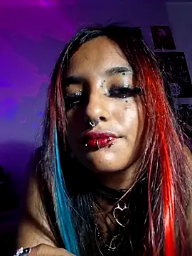 carolinerue online show from 10-01-25, 12:38