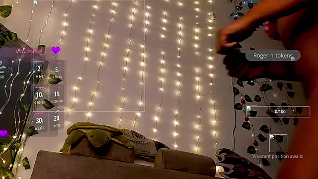 GiuliaCash online show from 11-21-25, 02:27