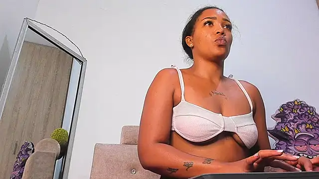 GiuliaCash online show from 09-26-25, 11:39