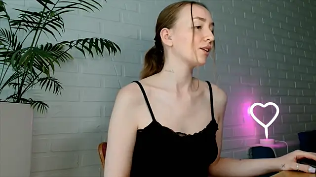 WhitePrincessLuna online show from 07-02-26, 01:06