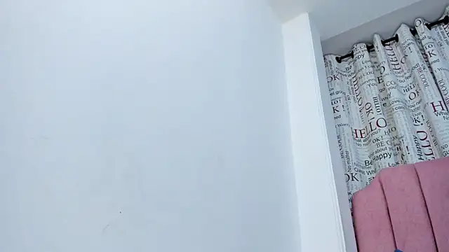 Snapshot of Sofia_summers chatting on 11-20-25, 04:57 Sofia summers online show from 11-20-25, 04:57