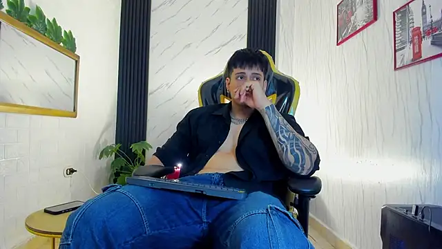 xKevyn online show from 10-24-25, 12:26