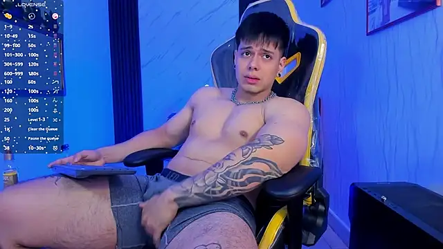 xKevyn online show from 12-22-25, 12:16