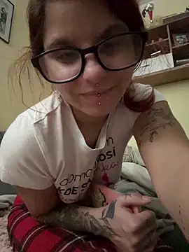 Brutecia2002 online show from 12-13-25, 08:04