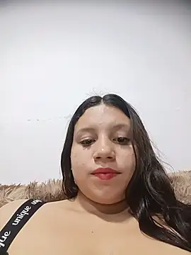 Shell Latina online show from 05-18-26, 05:23