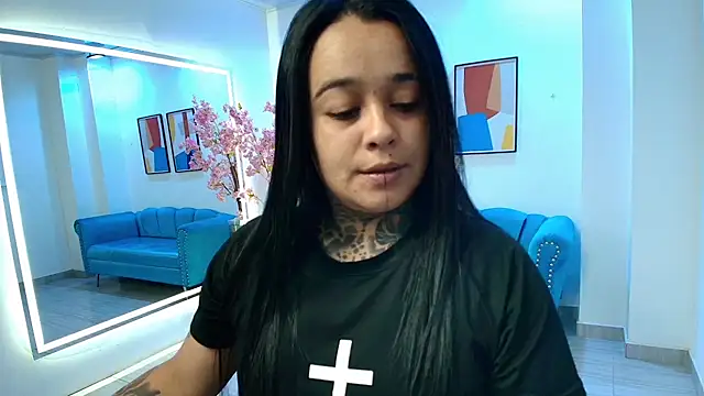Black roseee online show from 10-18-25, 04:14