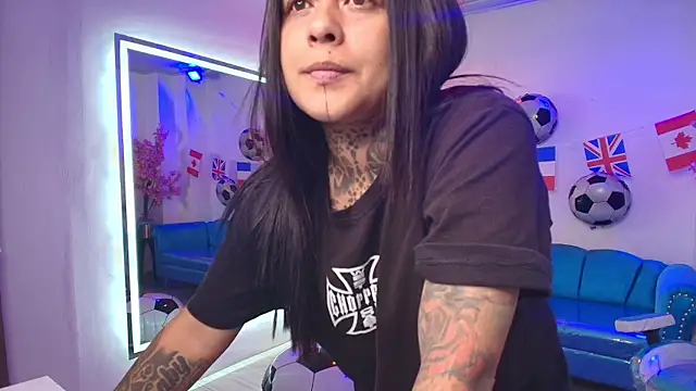 Black roseee online show from 06-23-26, 03:59