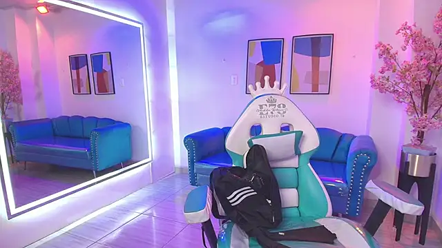 Black roseee online show from 04-17-26, 03:42