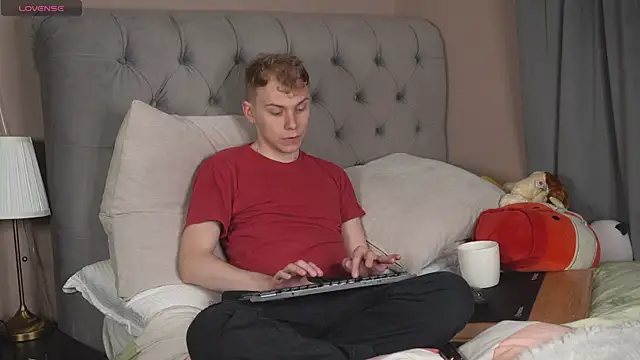 scottishtwink01 online show from 05-18-26, 02:11