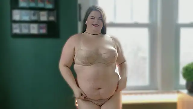 PlayWithBrittany online show from 11-21-25, 07:35