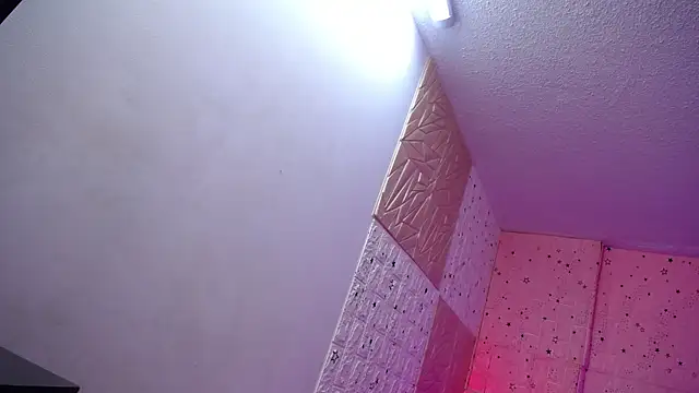 emmydurant online show from 12-22-25, 08:42