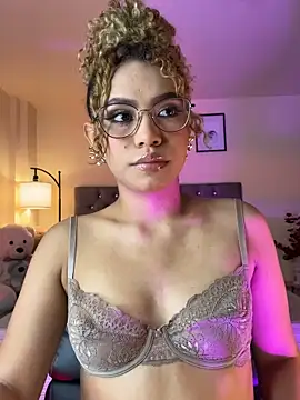 OxanaFedorova1- online show from 03-12-26, 08:24