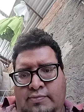 Santiagoqro85 online show from 10-17-25, 06:32