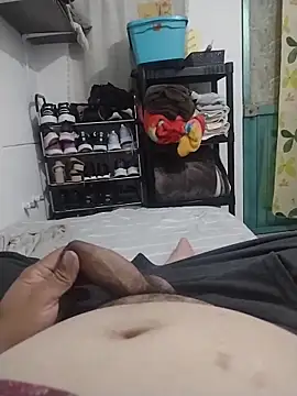 Santiagoqro85 online show from 04-02-26, 02:30