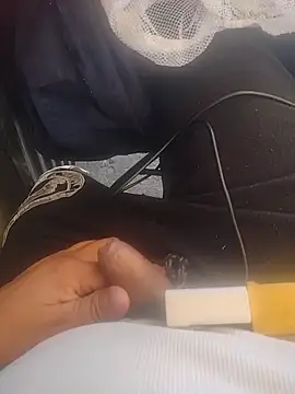 Santiagoqro85 online show from 12-03-25, 07:24