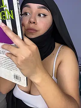 rhizanthella  online show from 01-09-26, 08:16