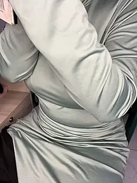 Snapshot of rhizanthella_ chatting on 01-16-26, 07:29 rhizanthella online show from 01-16-26, 07:29