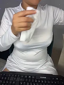 Snapshot of rhizanthella_ chatting on 02-20-26, 08:44 rhizanthella online show from 02-20-26, 08:44