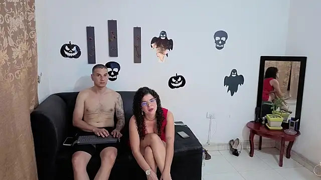 kloe-robert online show from 10-17-25, 01:53