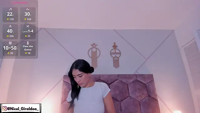 nicol giraldoo online show from 04-07-26, 03:52