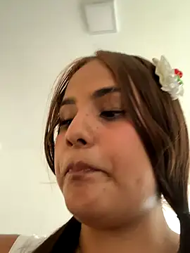 Snapshot of Emily__Storm chatting on 11-01-25, 03:50 Emily Storm online show from 11-01-25, 03:50