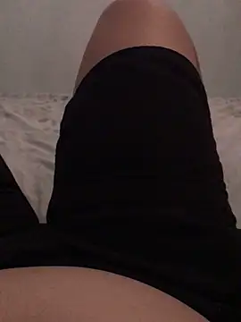 Snapshot of luzmelzinha chatting on 09-23-25, 01:07 luzmelzinha online show from 09-23-25, 01:07