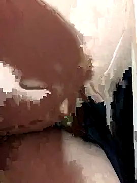 Snapshot of luzmelzinha chatting on 09-28-25, 01:51 luzmelzinha online show from 09-28-25, 01:51