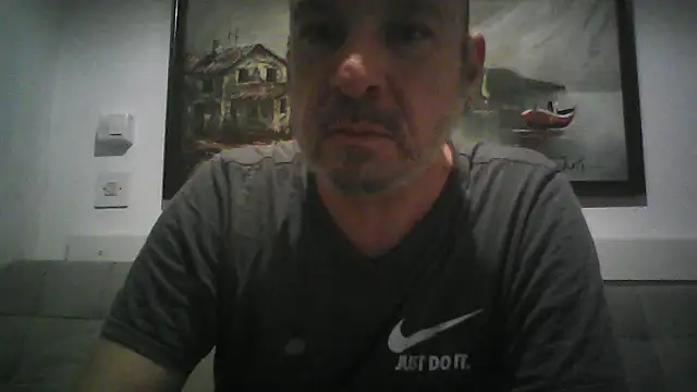 Snapshot of tuplaceroll chatting on 09-14-25, 01:28 tuplaceroll online show from 09-14-25, 01:28