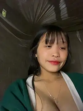 Snapshot of mika-bae chatting on 10-22-25, 03:39 mika-bae online show from 10-22-25, 03:39