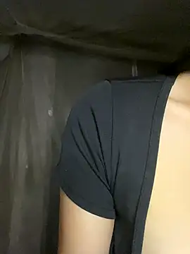 Snapshot of mika-bae chatting on 09-14-25, 02:12 mika-bae online show from 09-14-25, 02:12
