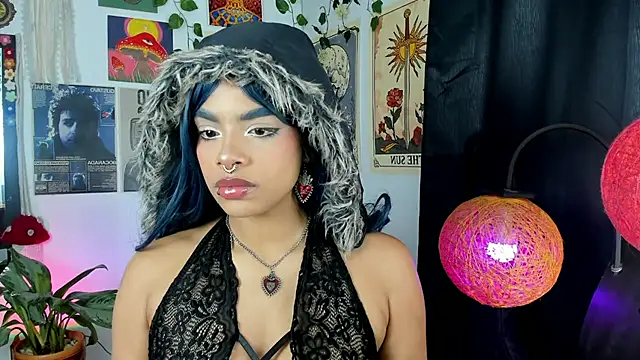 Raven luv online show from 12-05-25, 12:10