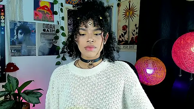 Raven luv online show from 11-29-25, 11:38