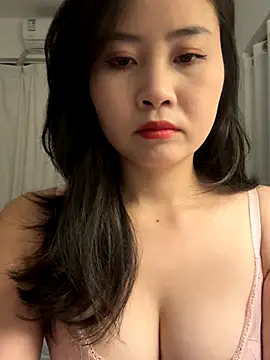 Snapshot of wly2028 chatting on 11-02-25, 12:43 wly2028 online show from 11-02-25, 12:43