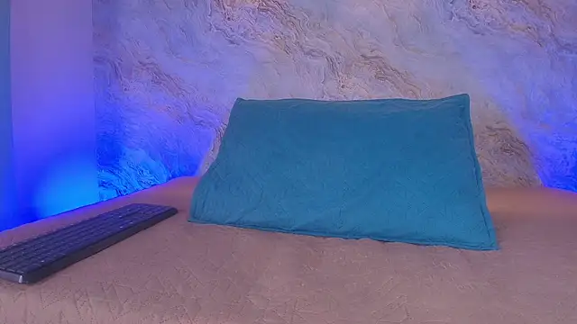 abbyrouss  online show from 11-14-25, 03:10