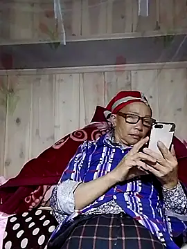 -Xuka-200 online show from 10-25-25, 12:04