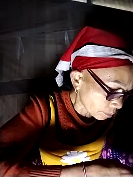 -Xuka-200 online show from 12-16-25, 12:04