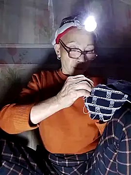 -Xuka-200 online show from 11-12-25, 12:20