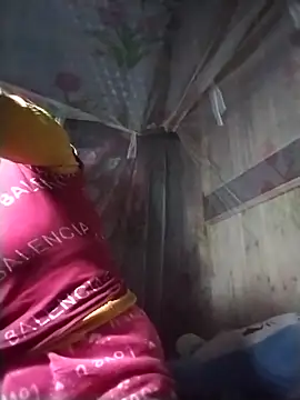 -Xuka-200 online show from 12-22-25, 01:11