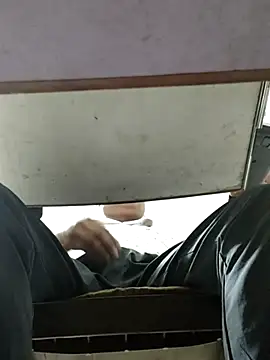 Famit025 online show from 11-28-25, 01:33