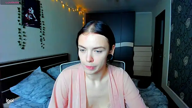bonnybimi online show from 10-14-25, 02:17