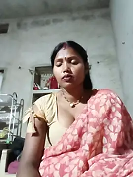 Snapshot of Cm_pooja chatting on 08-05-26, 06:13 Cm pooja online show from 08-05-26, 06:13