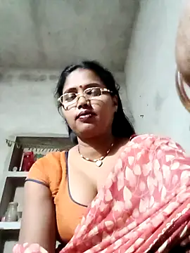 Snapshot of Cm_pooja chatting on 07-16-26, 05:43 Cm pooja online show from 07-16-26, 05:43