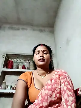 Snapshot of Cm_pooja chatting on 07-18-26, 07:22 Cm pooja online show from 07-18-26, 07:22
