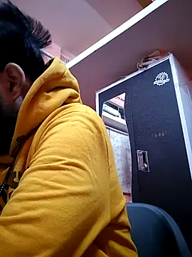 soniriyaa010101 online show from 12-20-25, 02:53