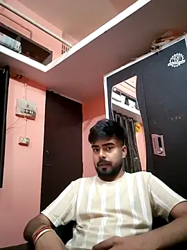 soniriyaa010101 online show from 04-05-26, 10:00