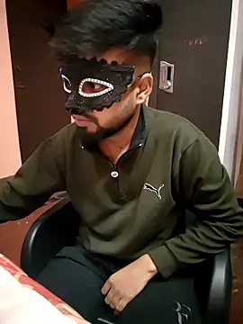 soniriyaa010101 online show from 02-05-26, 08:43